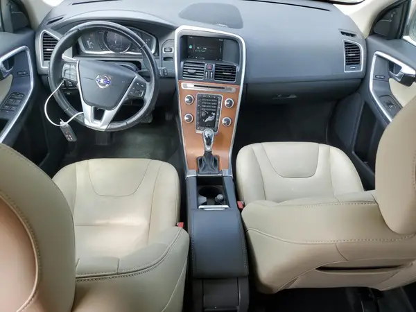 YV4612RM2G2868960 2016 VOLVO XC60 - Image 8