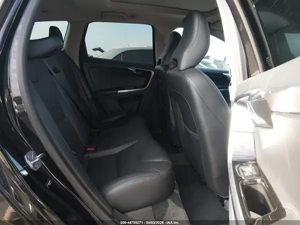 YV4612RM2G2893454 2016 VOLVO XC60 - Image 8
