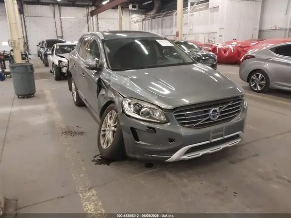 YV4612RM3G2878350 2016 VOLVO XC60 - Image 1