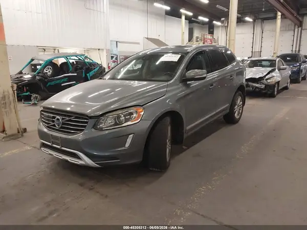 YV4612RM3G2878350 2016 VOLVO XC60 - Image 2