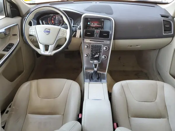 YV4612RM8G2824980 2016 VOLVO XC60 - Image 8