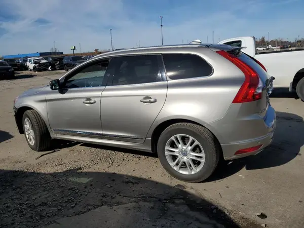 YV4612RM9G2787728 2016 VOLVO XC60 - Image 2