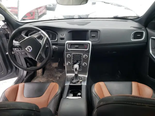 YV4612UM8G2001022 2016 VOLVO S60 - Image 8