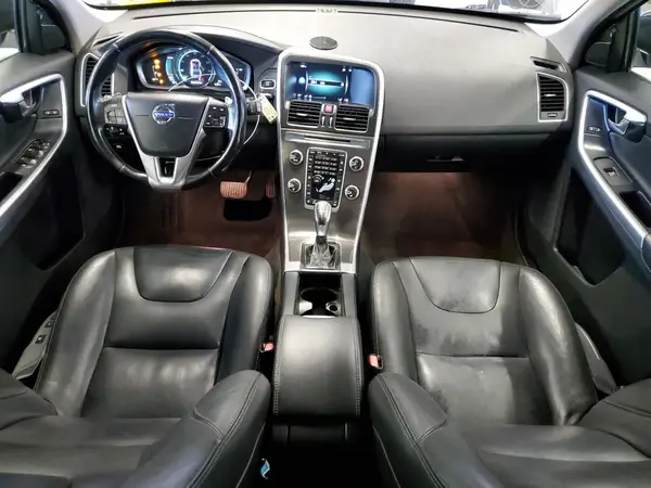 YV4902RK0F2675574 2022 VOLVO XC60 - Image 8