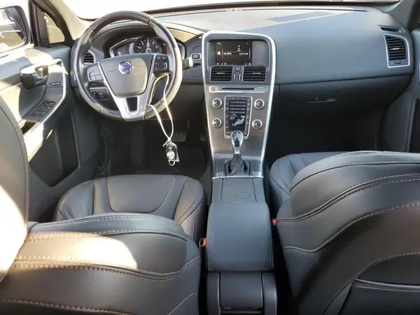 YV4902RK0G2791780 2016 VOLVO XC60 - Image 8