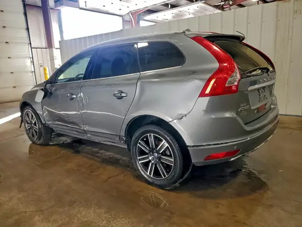 YV4902RK0G2830335 2016 VOLVO XC60 - Image 2