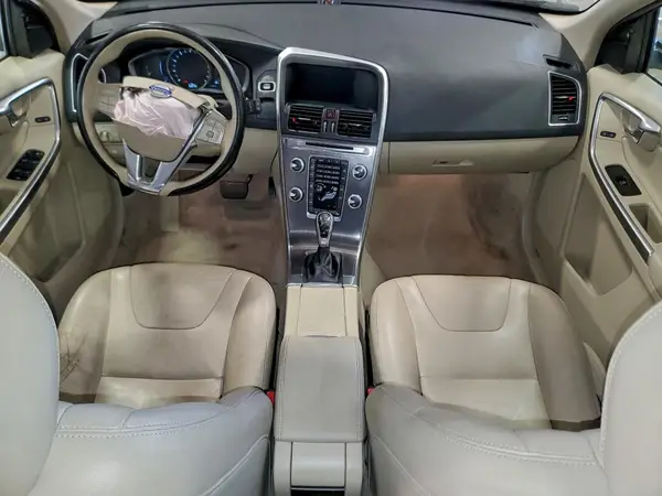YV4902RK0G2830335 2016 VOLVO XC60 - Image 8