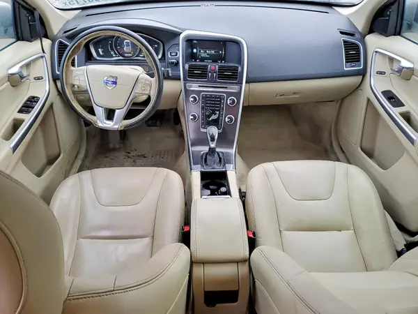 YV4902RK2G2782997 2016 VOLVO XC60 - Image 8