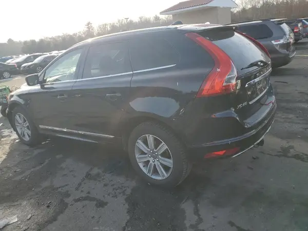 YV4902RK3G2799159 2016 VOLVO XC60 - Image 2