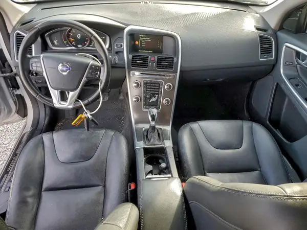 YV4902RK4G2785478 2016 VOLVO XC60 - Image 8