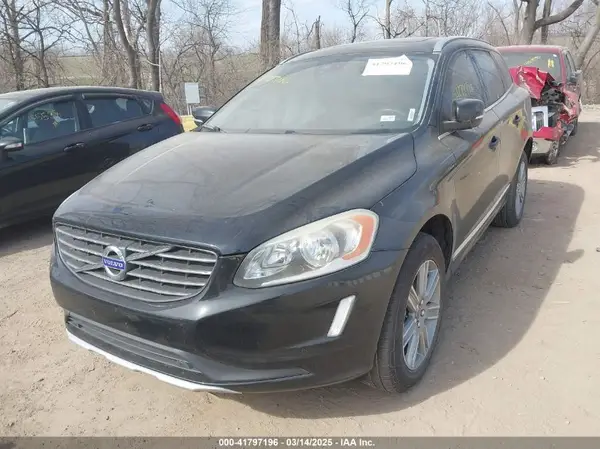YV4902RK5G2775901 2016 VOLVO XC60 - Image 2