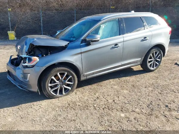 YV4902RK6G2805357 2016 VOLVO XC60 - Image 2