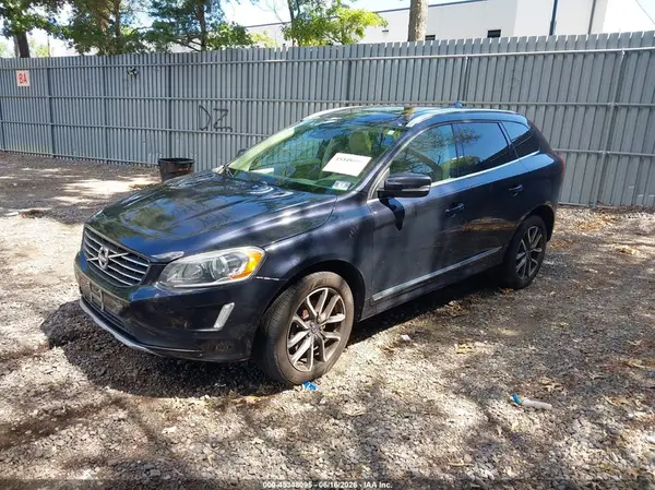YV4902RK7G2783319 2016 VOLVO XC60 - Image 2