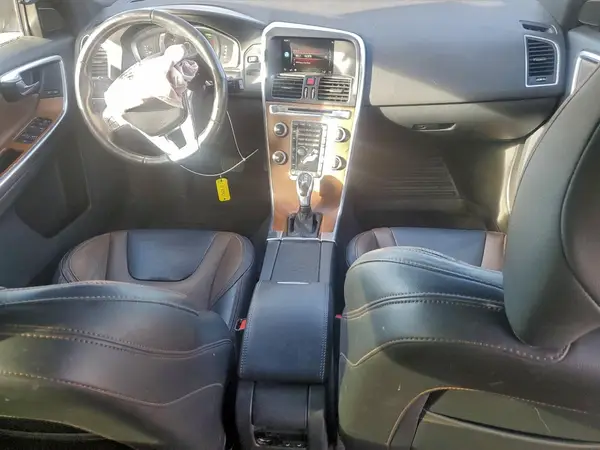 YV4902RK7G2793798 2016 VOLVO XC60 - Image 8