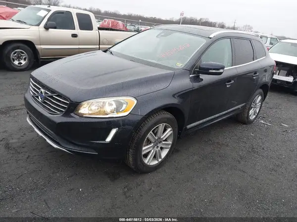 YV4902RK8G2779389 2016 VOLVO XC60 - Image 2