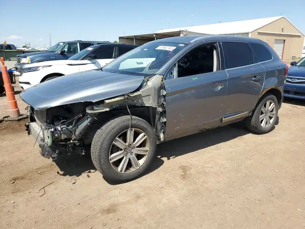 YV4902RK8G2782955 2016 VOLVO XC60 - Image 1