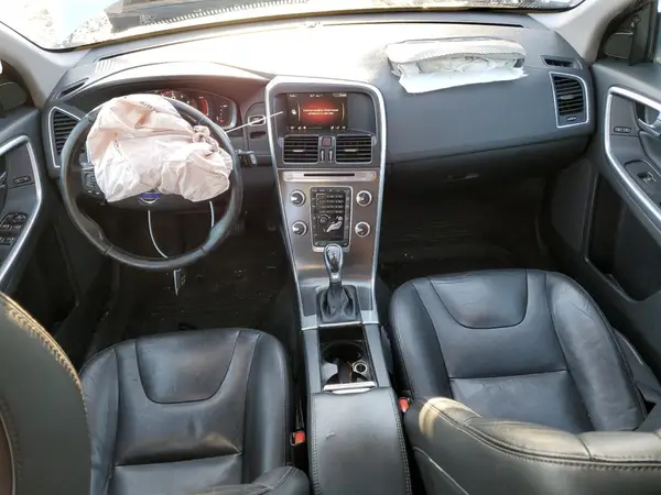 YV4902RK8G2798461 2016 VOLVO XC60 - Image 8