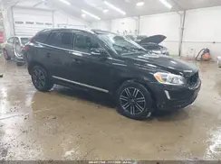 YV4902RKXG2854528 2016 VOLVO XC60