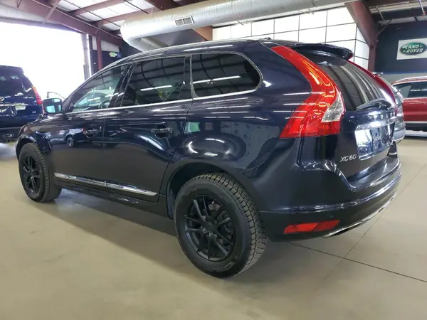 YV4902RM0G2803461 2016 VOLVO XC60 - Image 2