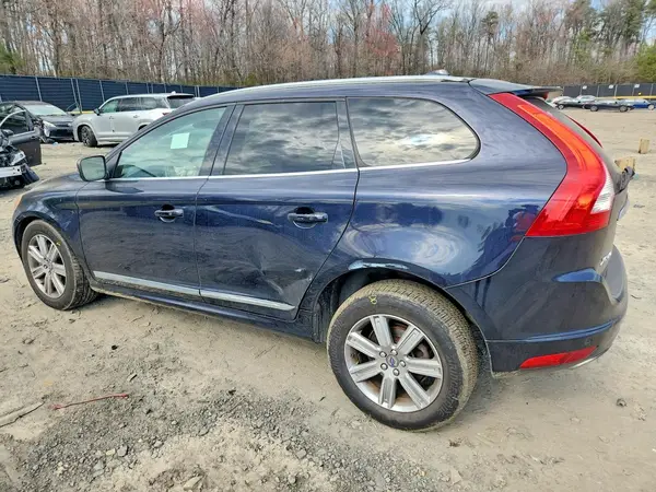 YV4902RM0G2807770 2016 VOLVO XC60 - Image 2