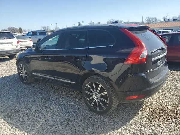 YV4902RM4G2822269 2016 VOLVO XC60 - Image 2