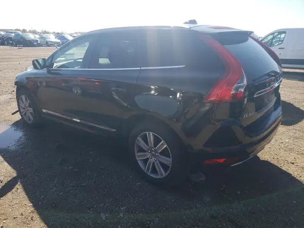 YV4902RM5G2826914 2016 VOLVO XC60 - Image 2