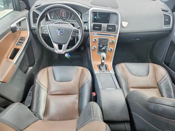 YV4902RM8G2832562 2016 VOLVO XC60 - Image 8