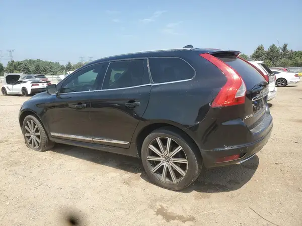 YV4902RM8G2833744 2016 VOLVO XC60 - Image 2