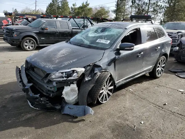 YV4902RMXG2809848 2016 VOLVO XC60 - Image 1