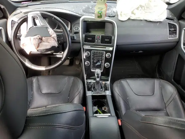 YV4902RMXG2809848 2016 VOLVO XC60 - Image 8
