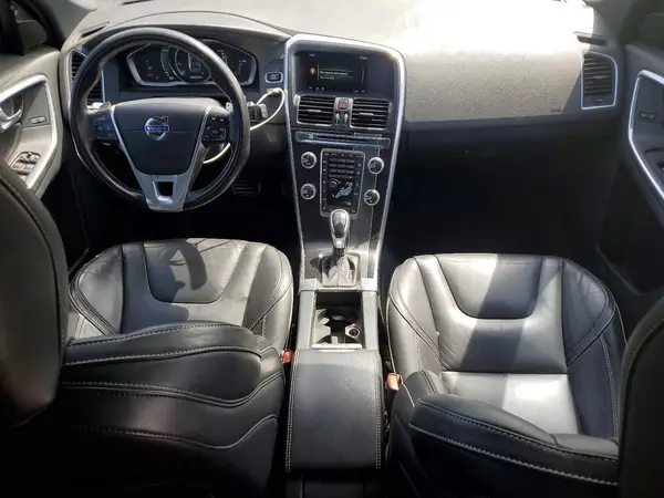 YV4902RP0G2825499 2016 VOLVO XC60 - Image 8
