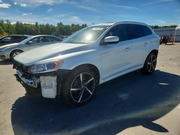 YV4902RS1G2800745 2016 VOLVO XC60 - Image 1