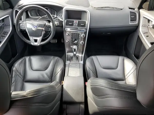 YV4902RS3G2856704 2016 VOLVO XC60 - Image 8