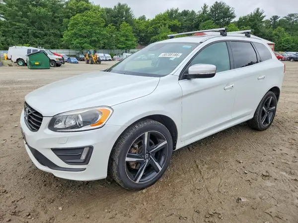 YV4902RS6G2781304 2016 VOLVO XC60 - Image 1