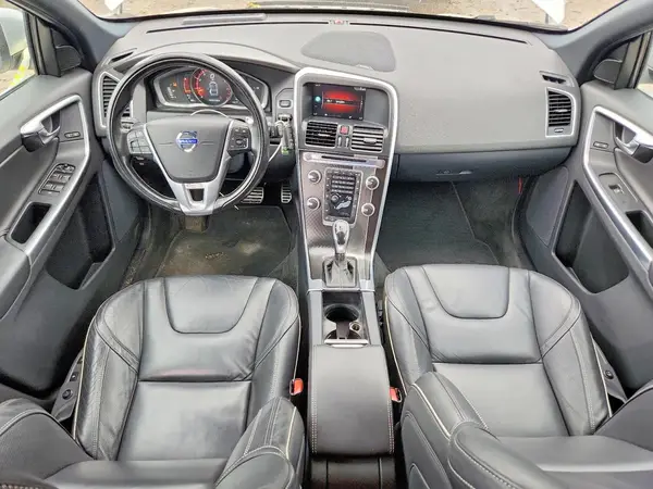 YV4902RS6G2781304 2016 VOLVO XC60 - Image 8