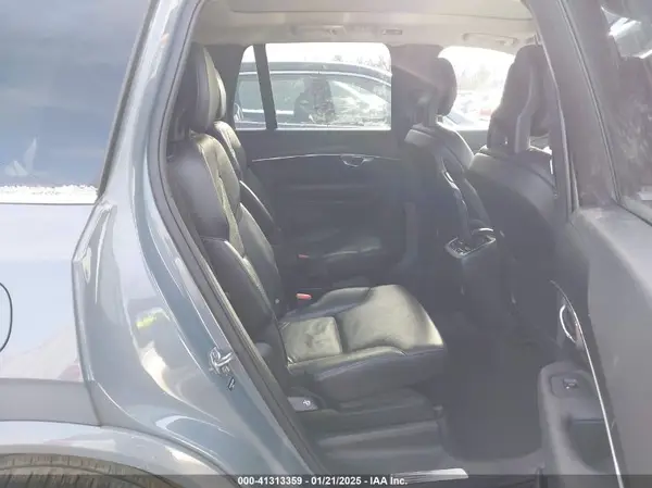 YV4A221K0L1562969 2020 VOLVO XC90 - Image 8