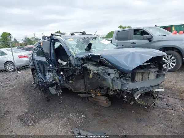 YV4A221K0N1844452 2022 VOLVO XC90 - Image 1