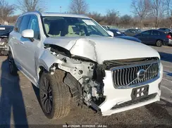 YV4A221K2N1840712 2022 VOLVO XC90