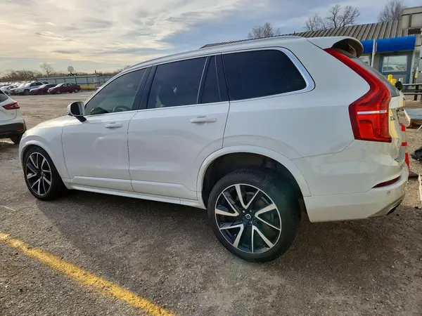 YV4A221K4L1609498 2020 VOLVO XC90 - Image 2