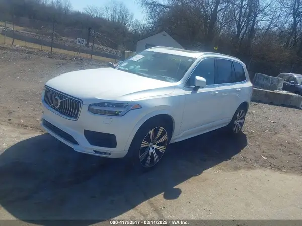 YV4A221K5M1677620 2021 VOLVO XC90 - Image 2