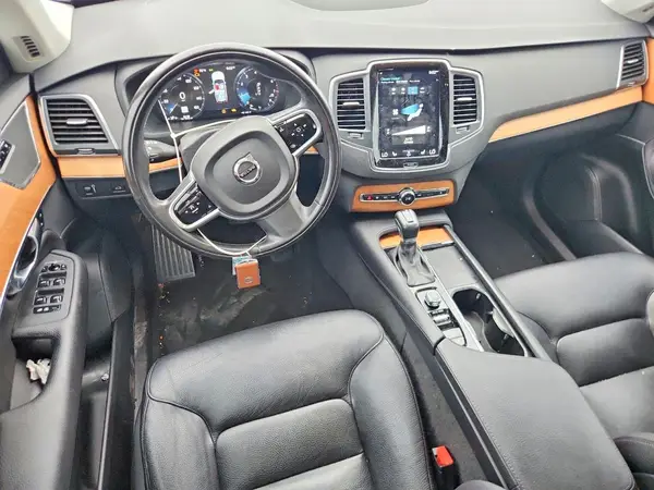 YV4A221K7M1692264 2021 VOLVO XC90 - Image 8