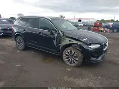 YV4A221K9N1781772 2022 VOLVO XC90