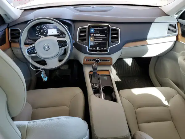 YV4A221K9N1811613 2022 VOLVO XC90 - Image 8