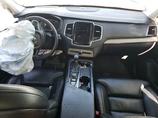 YV4A221L1M1678918 2021 VOLVO XC90 - Image 8