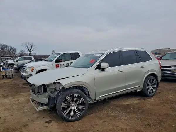 YV4A221L2N1834983 2022 VOLVO XC90 - Image 1