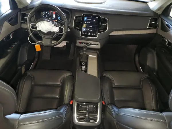 YV4A221L3M1769642 2021 VOLVO XC90 - Image 8