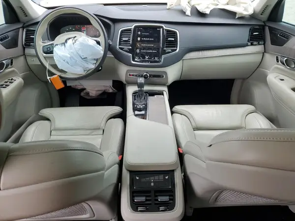 YV4A221L3N1825175 2022 VOLVO XC90 - Image 8