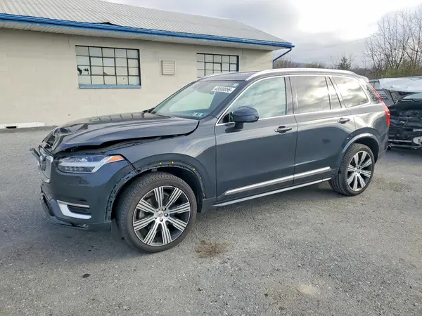 YV4A221L5M1670448 2021 VOLVO XC90 - Image 1