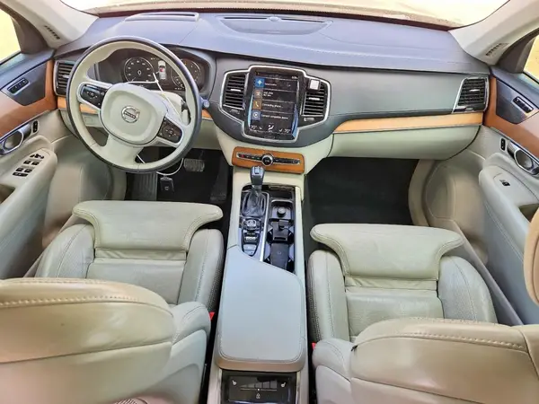 YV4A221L6L1551354 2020 VOLVO XC90 - Image 8