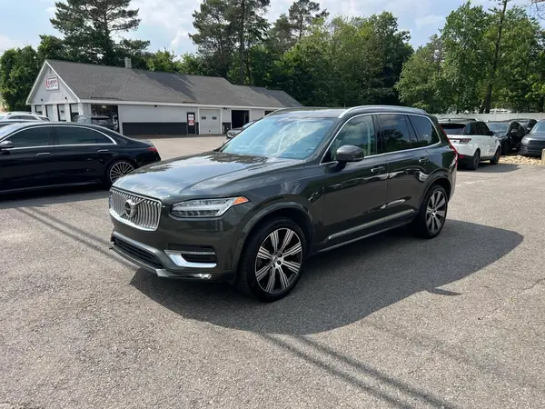 YV4A221L6M1670880 2021 VOLVO XC90 - Image 1